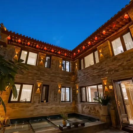 Nine rooms in Yun Mansion