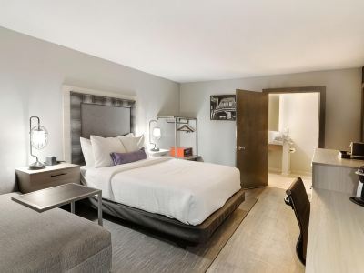 Aiden by Best Western @ South Reno