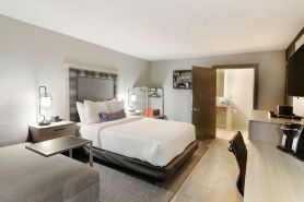 Aiden by Best Western @ South Reno
