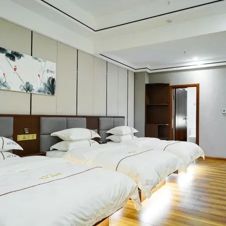 Jinggu Weijiangyuan Hotel