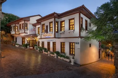 Dogan Hotel Hotel di 