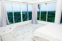 Live the Dream – Luxury Villa with Pool & Breathtaking Views!