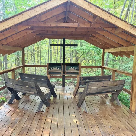 Cozy cabin in the Cherokee National Forest. Minutes from Hiwassee River.