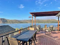 Prineville Reservoir: Lake Front, Walk to Beach, Kayaks, Paddle Boards, Pets OK!