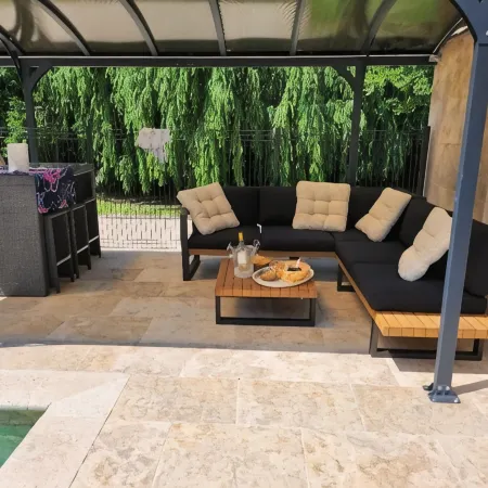 Gîte à la Campagne Dans un Parc Arboré Avec Piscine