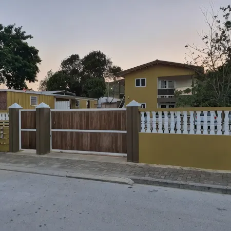 Rosa's Place - The Container Home