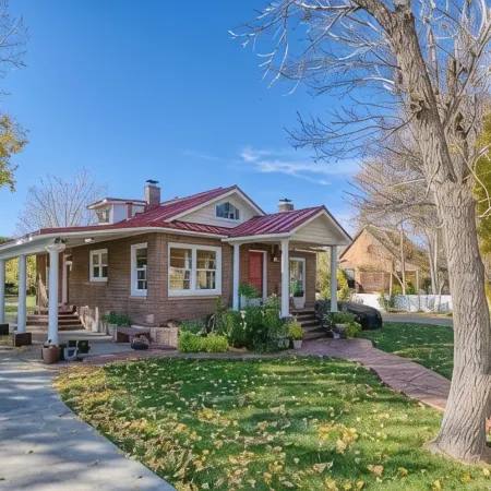 Spacious 3-Home Kanab Family & Business Retreat, Hot Tub • Sauna • Gym •Firepits