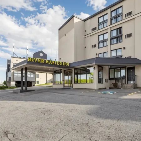 River Rapids Inn