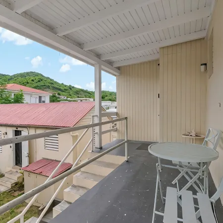 Town Treasure - King Bed - Walkable - AC