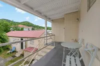 Town Treasure - King Bed - Walkable - AC - Apartments