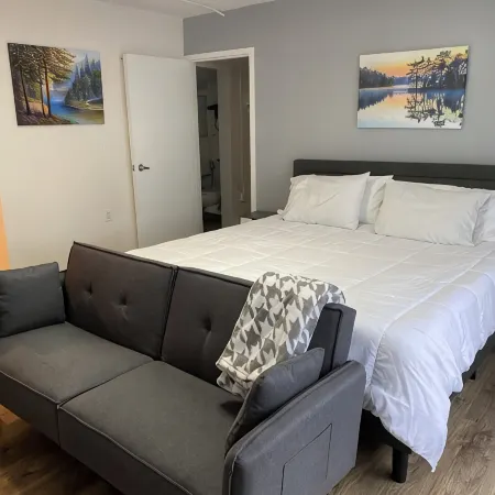 Serene Studio Apt. in Gadsden AL