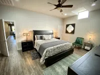 Eliot’s Ness’t: Modern Loft Downtown Hot Springs for 6! - avec sources thermales