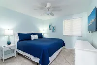 Beach/Ocean Front Condo-Marco Island - 4-Star