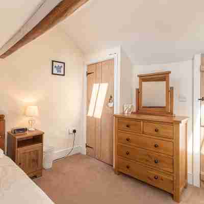 The Cottage Gillamoor York, with wood burner, wifi and good local pub Rooms