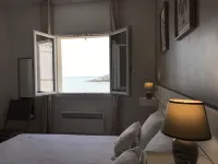 Stunning sea view ROYAN PONTAILLAC, 4 bedrooms, 2 showers, 1 bath, 4 nights mini - إطلالة على البحر