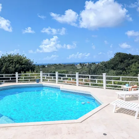 Gated Neighborhood with Sandy Beach