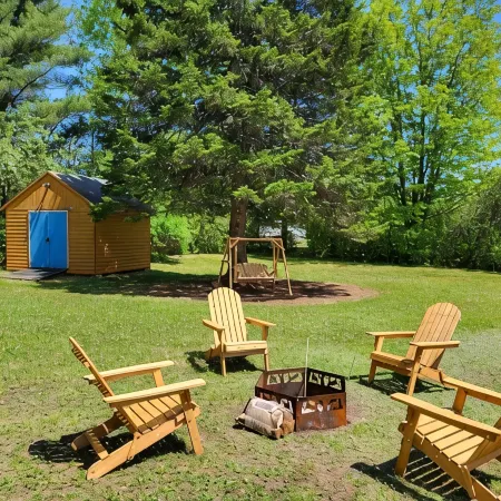 Cozy Errol Home conveniently close to town and with snowmobile access!