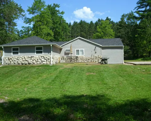 The Perfect Getaway *Sleeps  Pet Friendly  *Traverse City *Crystal Mountain Hotéis em Interlochen
