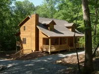 6  Bedrooms, 3 1/2 Baths, WiFi, Dog Friendly, Pool Table, Hot Tub, Fire Pit Hotels in Ellijay