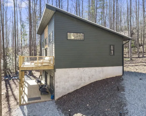 NEW Mountain Modern Hideaway! - Walk to Disc Golf Ξενοδοχεία στην πόλη McDowell County