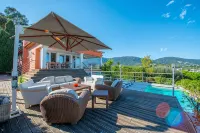 100 m from the Harbor: Villa for 12 People, Breathtaking Ocean Views, Infinity Pool - 別墅