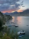 Lake Chelan Luxury Waterfront Home, 3800 sq ft, 4 Bdrm, Private Dock! - 4-نجوم