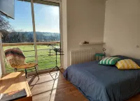 La Grange de La Tuilerie, Gîte Tout Confort Avec Piscine, à 7 km d' Uzerche - บังกะโล