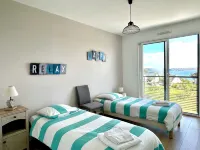 Contemporary house 160 m2, sleeps 8 to 9, stunning sea view - Biệt thự