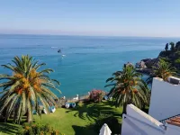 Penthouse Overlooking Mediterranean with A/C  VFT/MA/06432 - Huoneistot