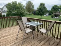 Large house close to grocery stores and schools