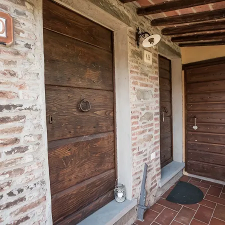A Small Cottage in Authentic Tuscany. Serves 4