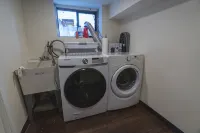 Tufts 4BD/2BA - 5.MIN to Harvard&Boston / Free Parking / Walk to Subway