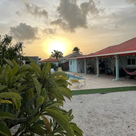 Large Spacious pool/patio with open concept near all amenities and best beaches.