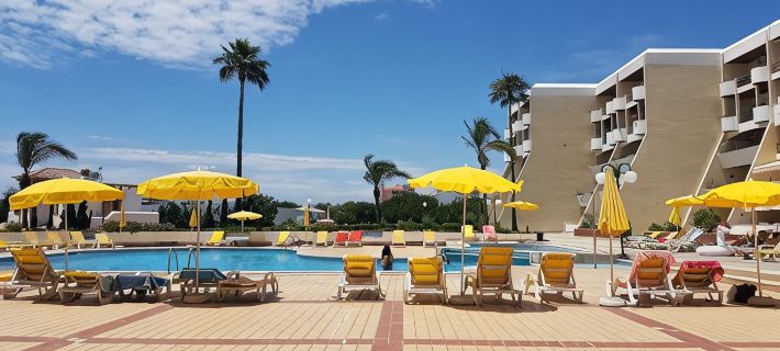 Apartment for rent all year 85m2 on the ground floor Hotels in Guia