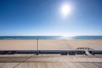 3 Bed/2 Bath Boardwalk Oceanfront at Ocean Beach - 4-Star