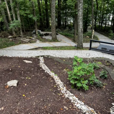 Barren Lake Waterfront Eclectic Cabin - private Dock; 17 miles from Mammoth Cave