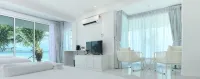 Arcadia Beach Resort - 5-Star