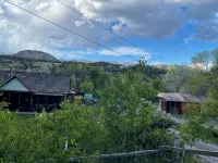 BaseCamp - Rustic Cottage in Collbran