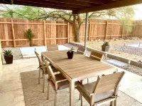 NEW! Joshua Tree Dream - A Modern Desert Spa Retreat - Homestays