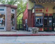 Downtown luxury, full amenities with parking - 4-Star