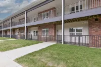 GORGEOUS 3-BEDROOM LUXURY CONDO/HEART OF BRANSON/INDOOR POOL/SPACIOUS/NO-STEPS! - Bintang 4