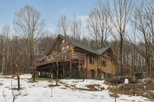 Log Cabin in Catskill NYS