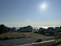 A petite retreat, Family/Pet friendly-Amazing view and location! - Apartments