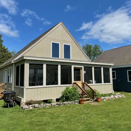 Loon Lodge - The Lodges at Oak Point, 1000 Islands - Right on the River!