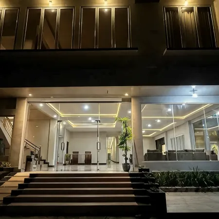 Grands Orchid Hotel