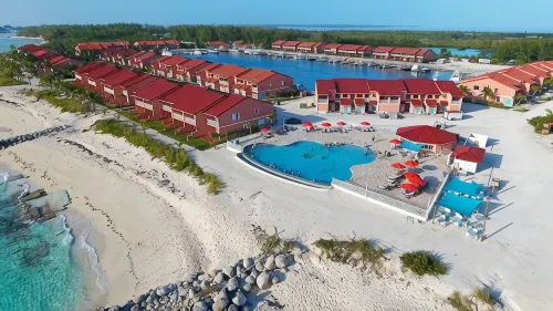 Beautiful, Spacious 3 Story, Waterfront Condo Bimini, Bahamas - Sleeps 10 - Homestays