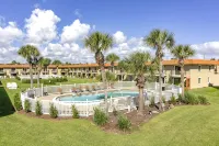 Private Beach Access, Steps from Ocean, Heated Pool, Garage, Beach Towels/Chairs