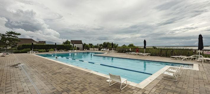 Gorgeous House 3 Min Walk to Ocean; Community Pool, Celebrate the Simple Life! ダックのホテル