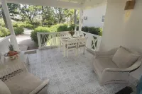 El Pelicano Apart-Hotel - Apartments