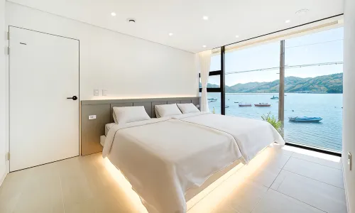 Namhae Be My Island Pool Villa - Spa